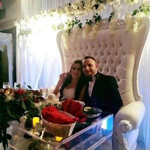 Meet your Posher, Layth